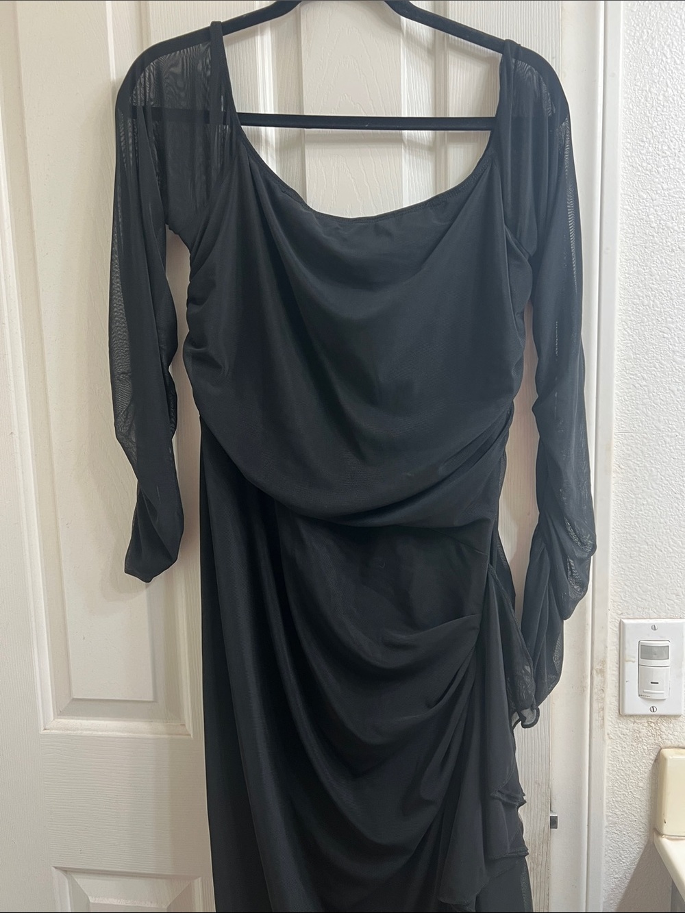 SHEIN Black Draped Evening Dress with Sheer Long Sleeves